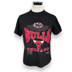 Vintage Chicago Bulls T-Shirt Men’s Medium Black Locker‎ Line USA 90s NBA Tee